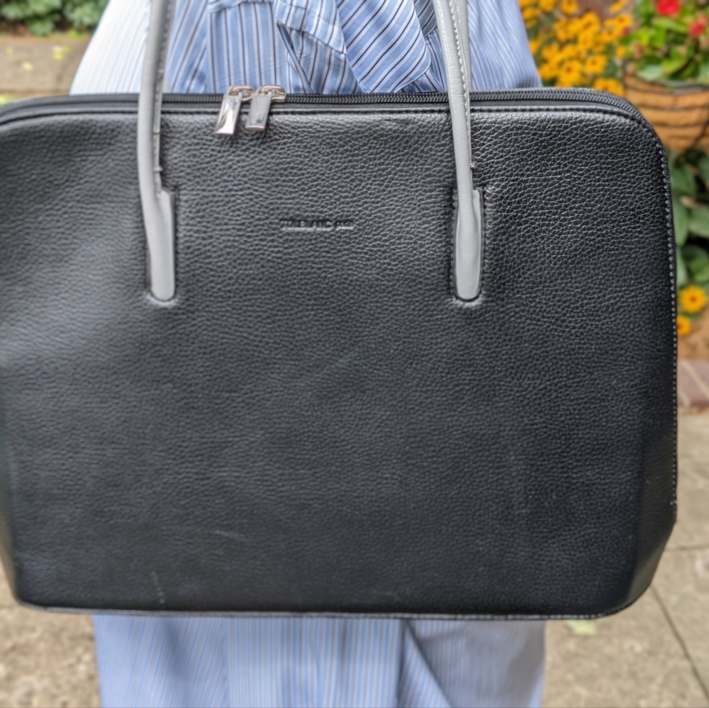 Black Leather Shoulder Bag Tolblanc Paris